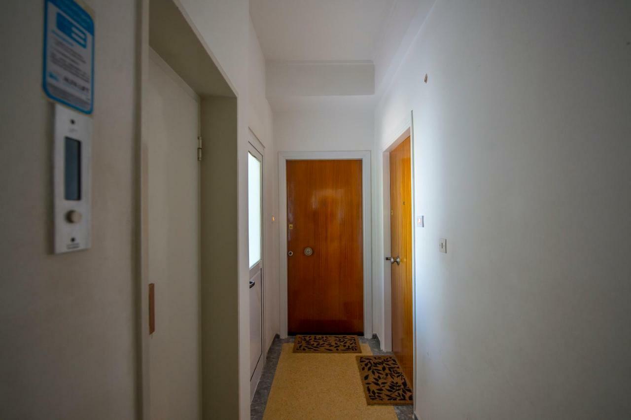 Starapartment Athens-Varkiza Top 2 Bagian luar foto